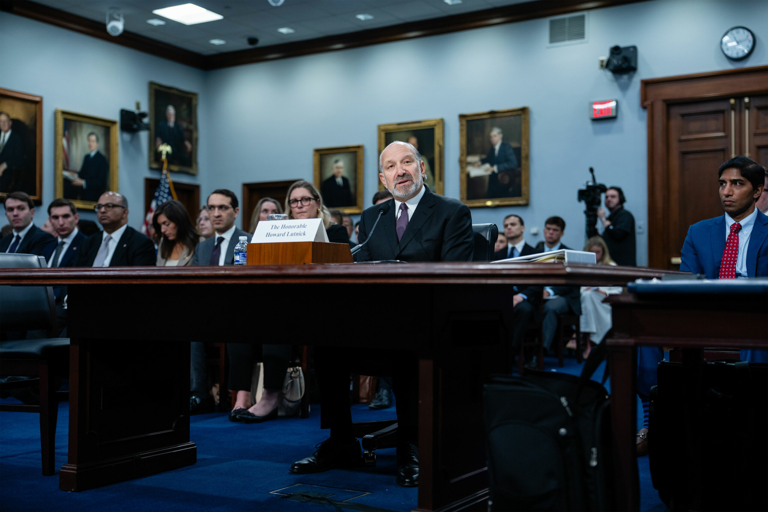 federal-proposals-threaten-provider-taxes,-key-source-of-medicaid-funding-for-states-–-kff-health-news