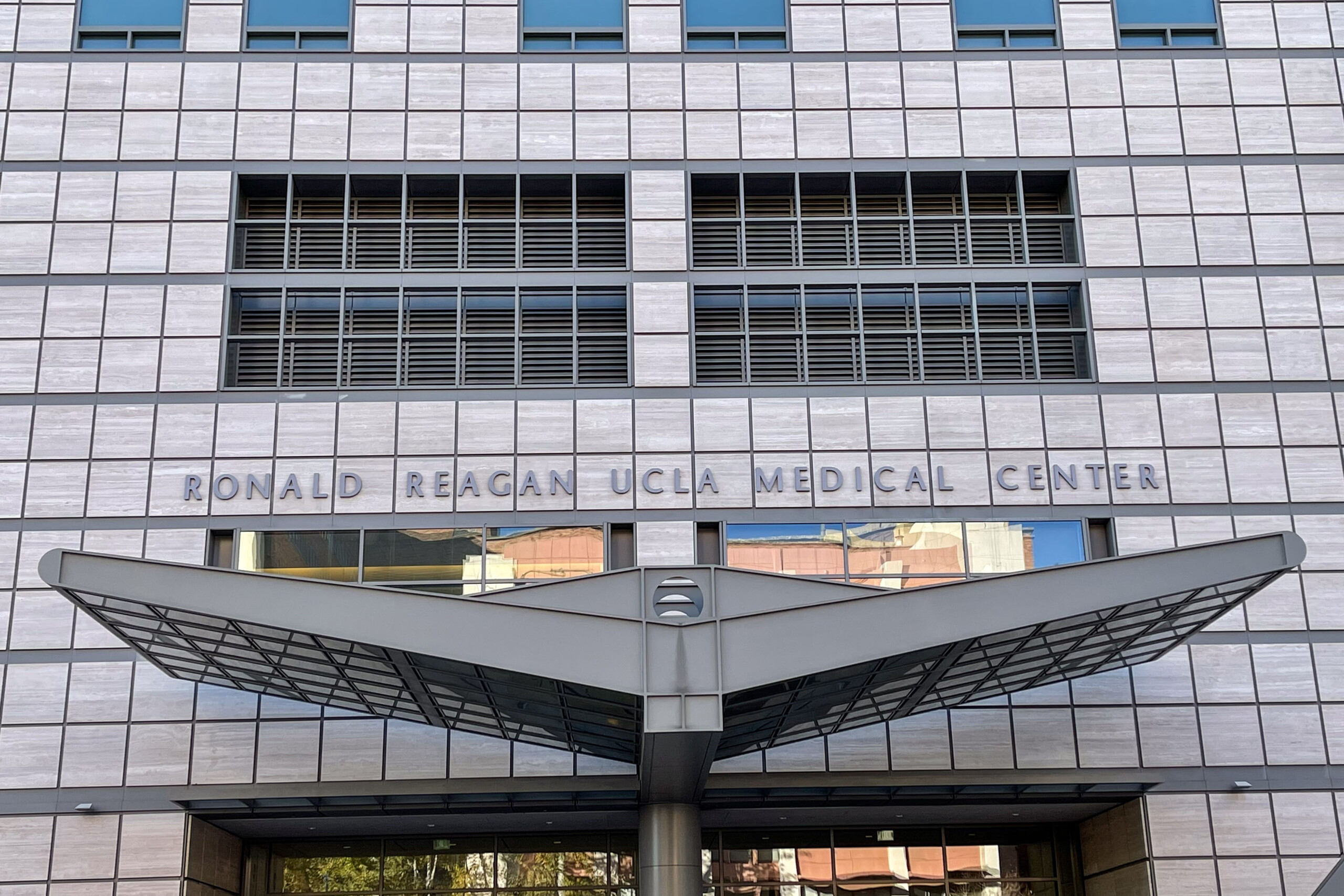 starting-to-feel-the-shutdowns-bite-–-kff-health-news