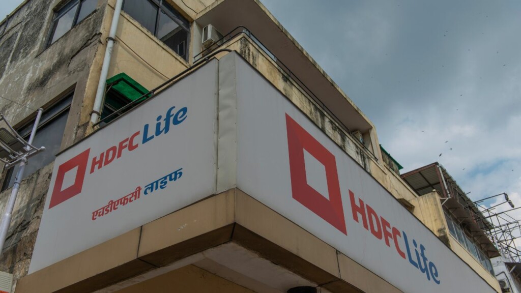 HDFC Life to finalise terms for proposed ₹750 crore subordinated debt issue on December 8