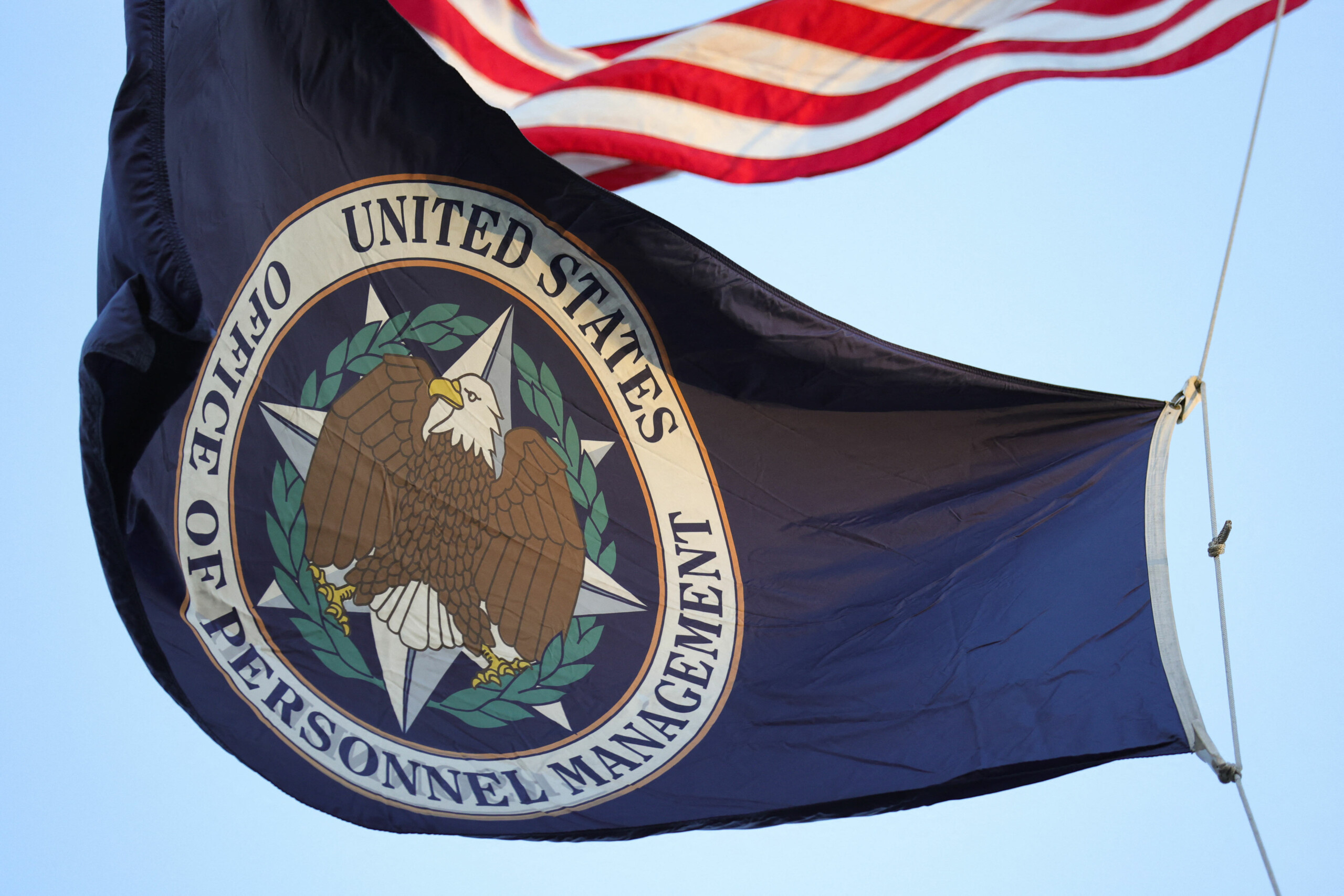 democrats-demand-trump-administration-halt-plan-to-collect-federal-workers-health-data-–-kff-health-news
