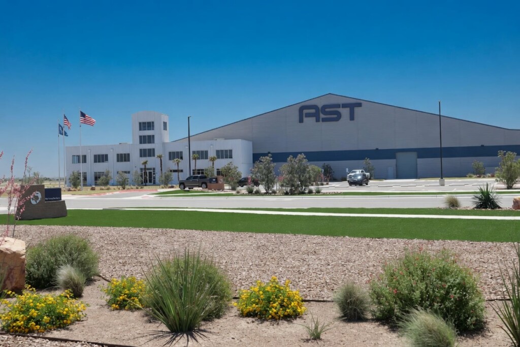 AST SpaceMobile (ASTS) Stock: What Analysts Expect From Earnings Today